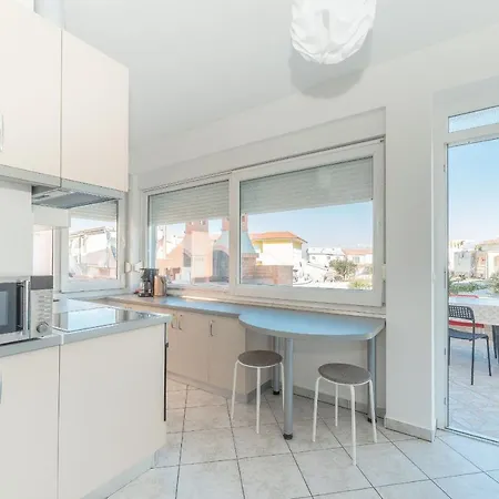 Pavlovic Apartamento Vir