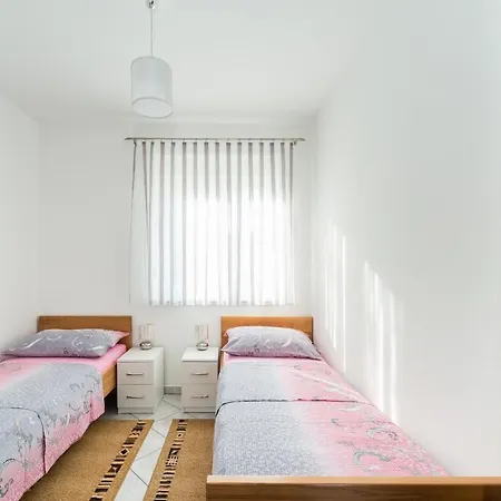 Apartamento Pavlovic